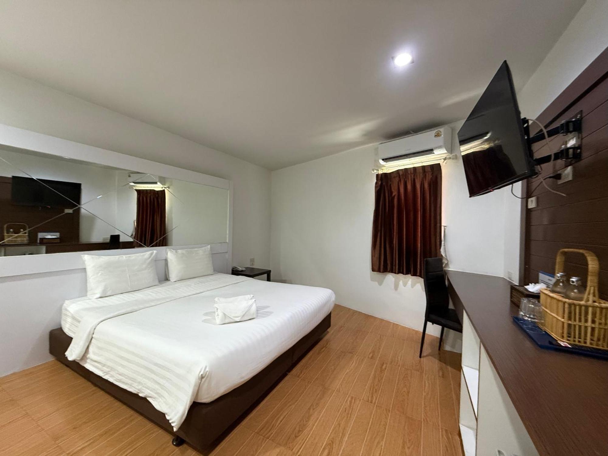Bed By Cruise At Samakkhi-tivanont 3* Nonthaburi